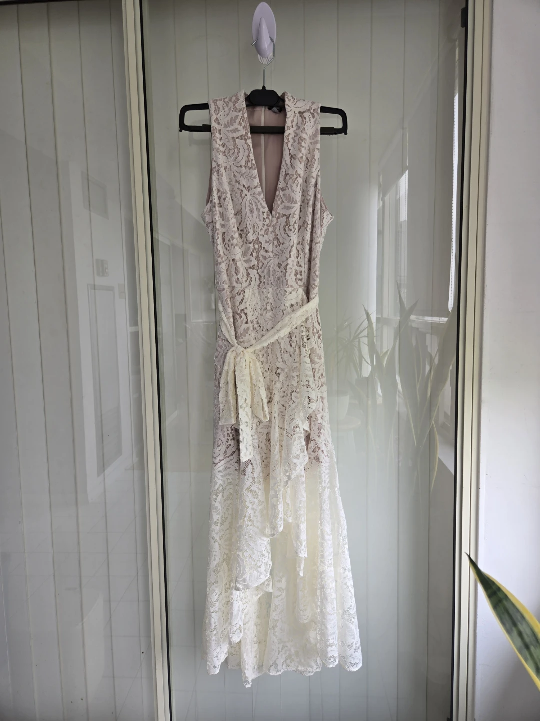 Le Chateau Women's Lace Dress