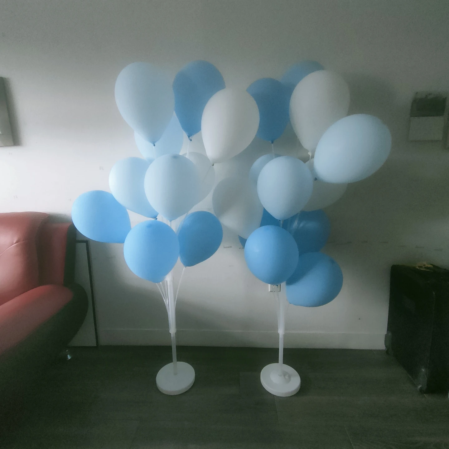 Balloon stand, Balloons, Ribbons,Table covers& pump