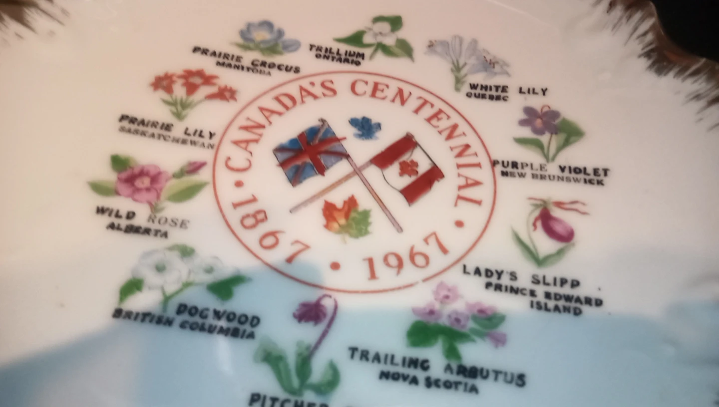 Canada's Centennial Souvenir Plate 1867-1967 - photo 2