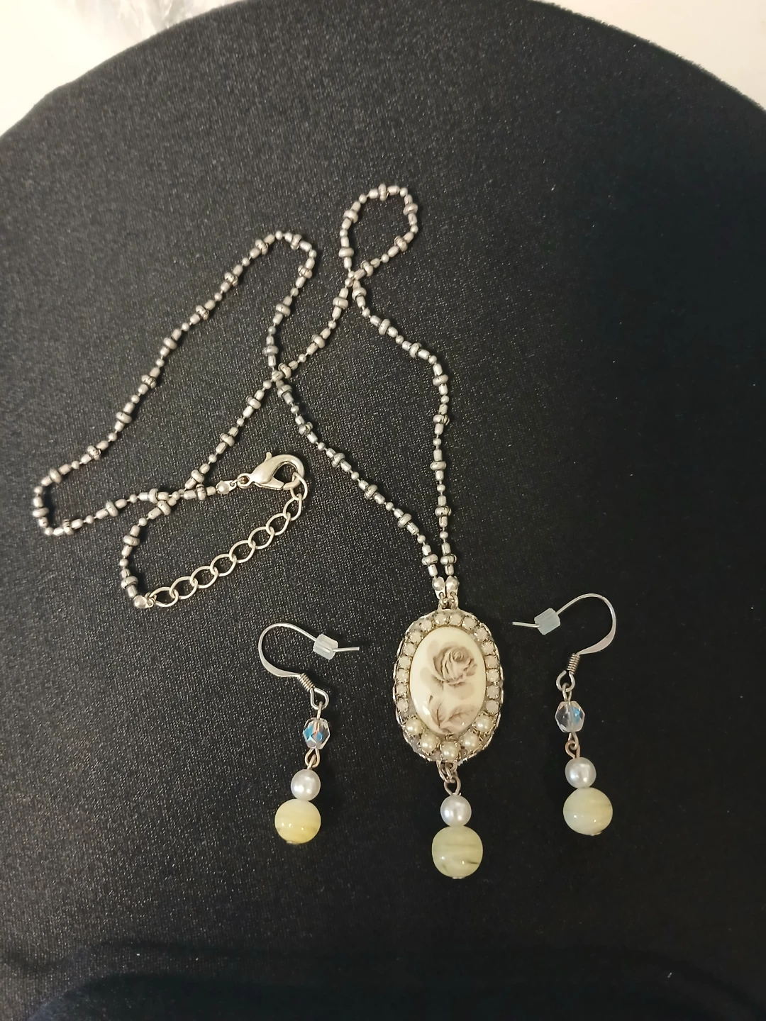 Rose Pendant Necklace and Earrings Set - photo 4
