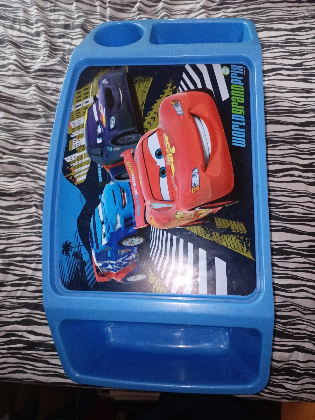Disney Cars "World Grand Prix" Kids Lap Desk Tray