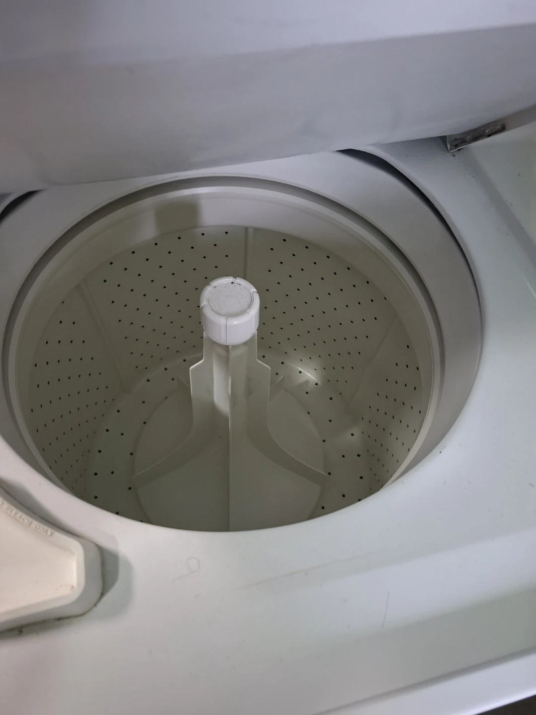 FREE DELIVERY!! Frigidaire Washer/Dryer Stacked $550 - photo 5