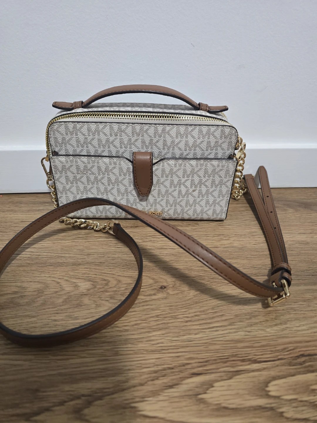 Michael Kors & Kate Spade Purses - photo 4