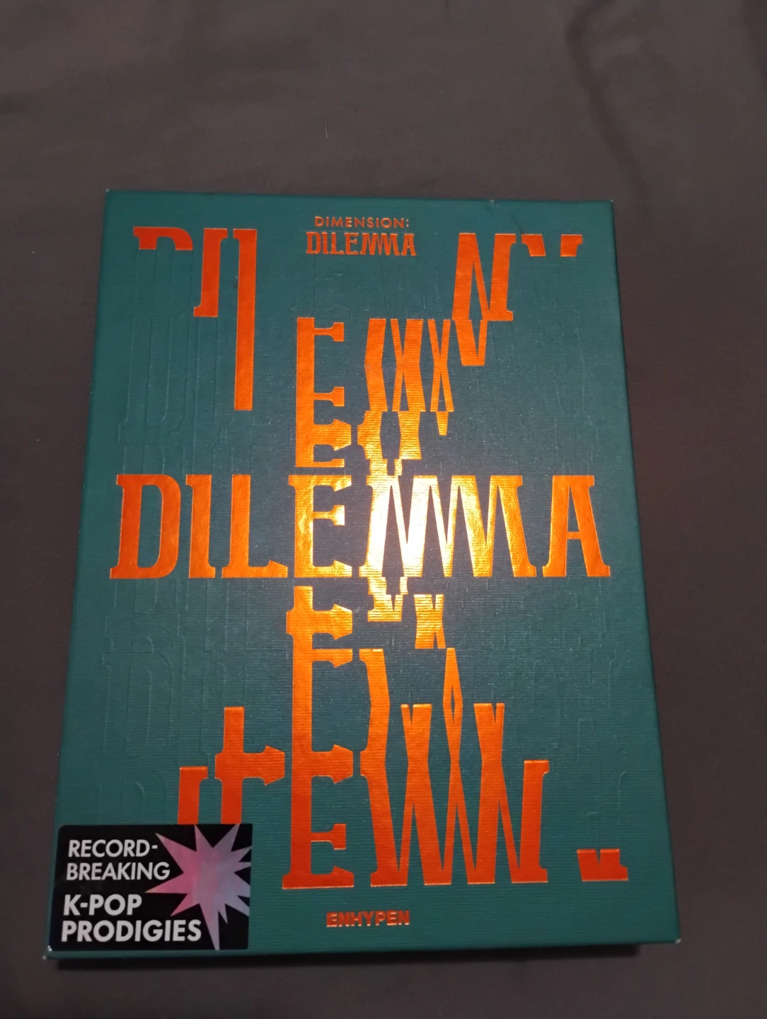 Dimension: dilemma enhypen