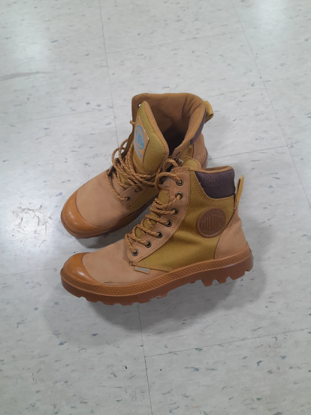 Palladium Pampa Hi Boots Men's Size 7 - photo 3