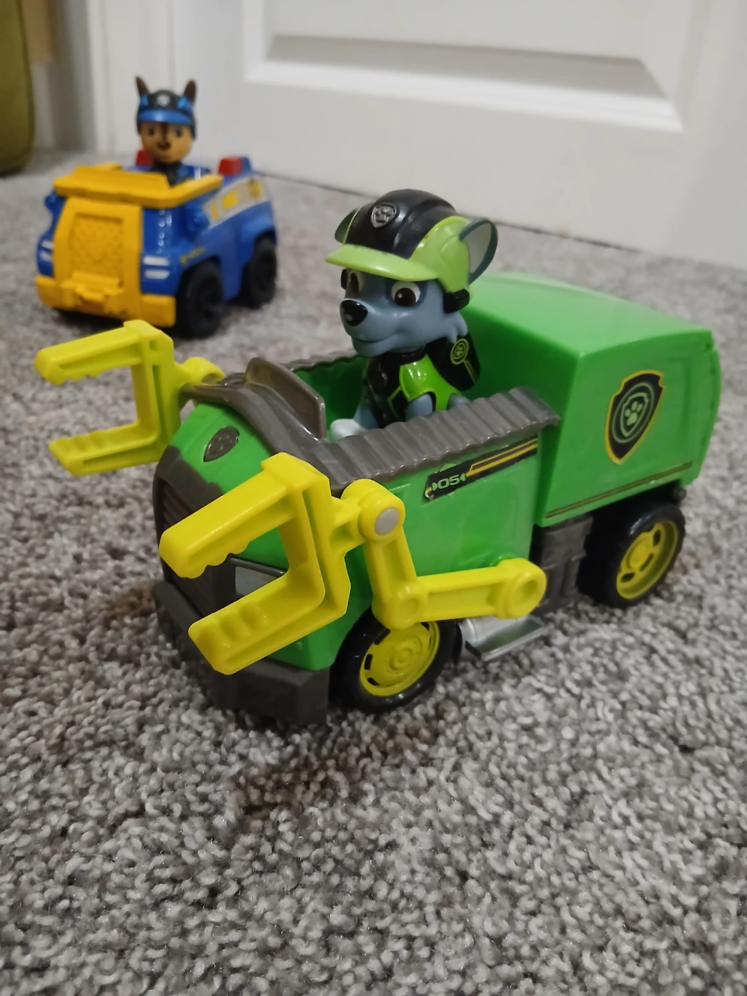 Paw Patrol Toy Vehicles with sneaky sky, chase and rocky - photo 2