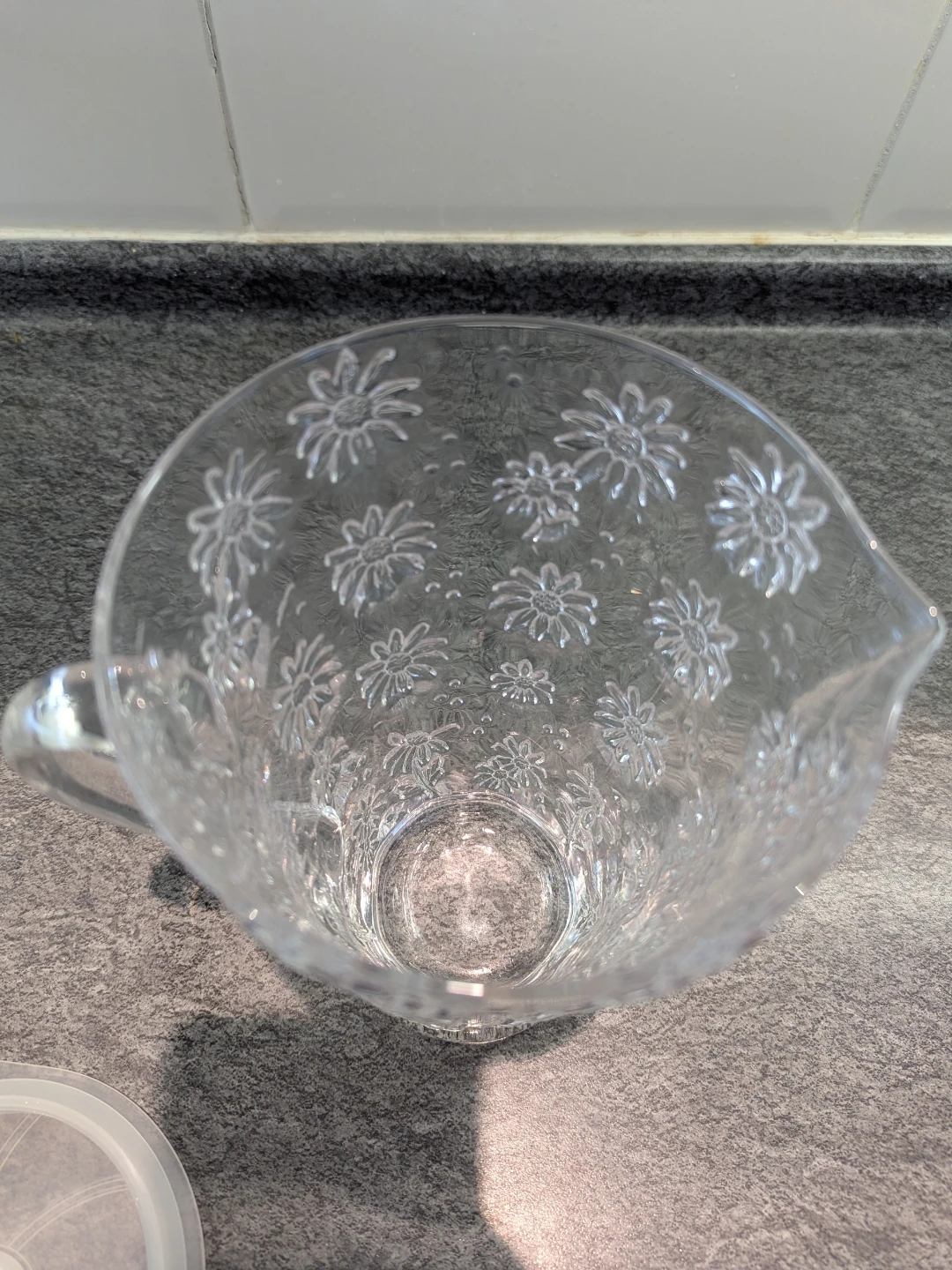 Daisy Embossed Glass Water Pitcher with Lid - photo 3