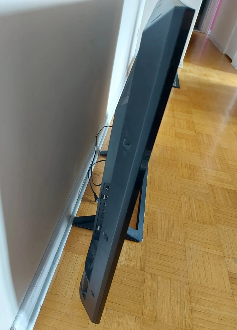 ⚽️ Sony 65” Inch BRAVIA Smart TV (Backlight Needs Replacement) - photo 2