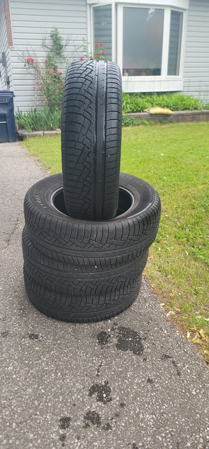 Nokian Remdy WRG5 SUV 255/65R18 Tires (Set of 4)