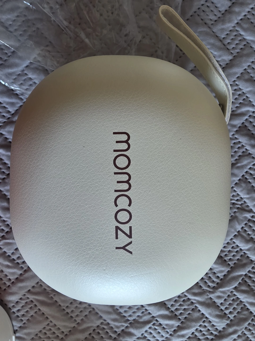 Momcozy M5 Wearable Breast Pump (single) - photo 3