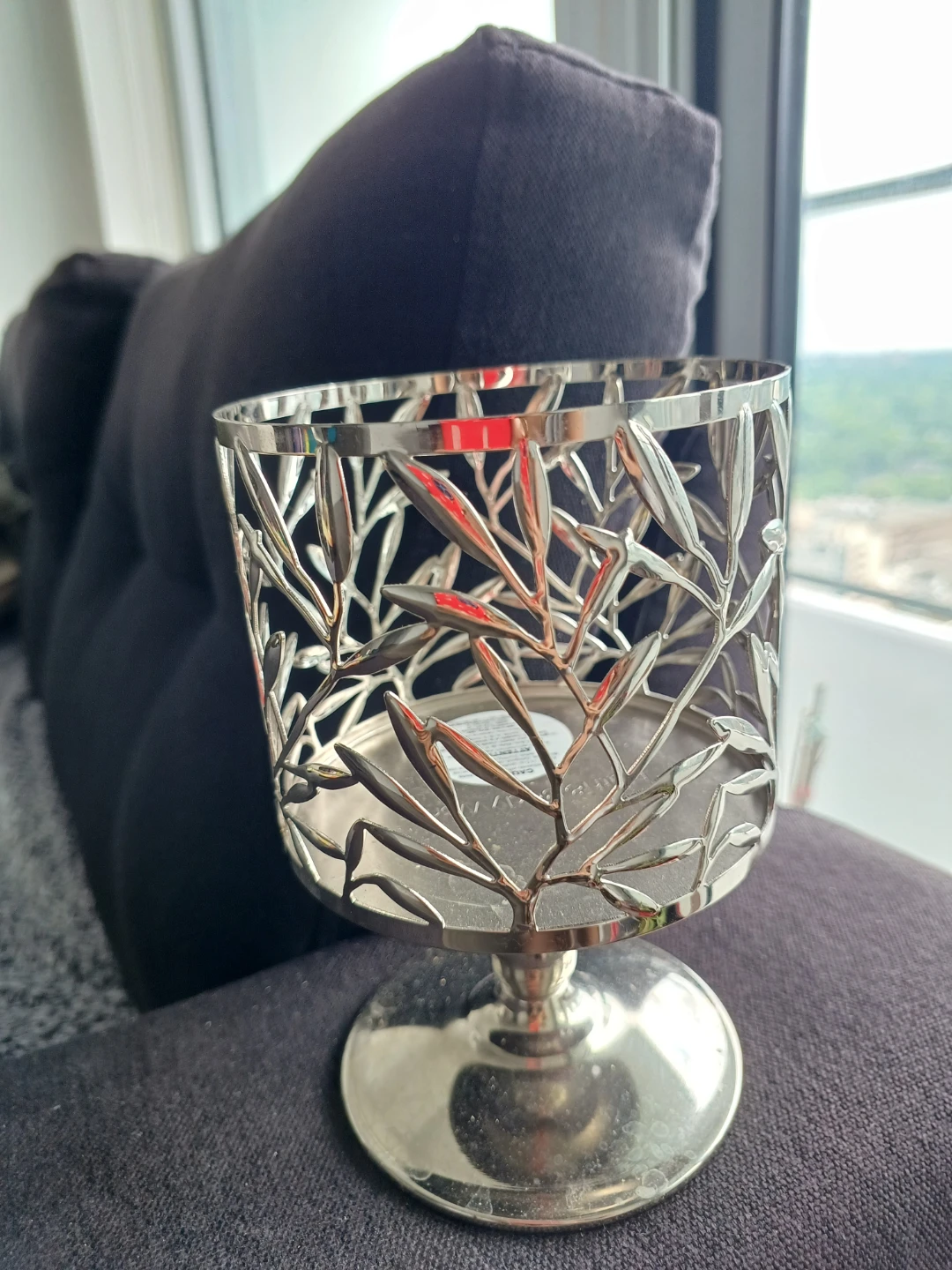 Silver Leaf Candle Holder Pedestal