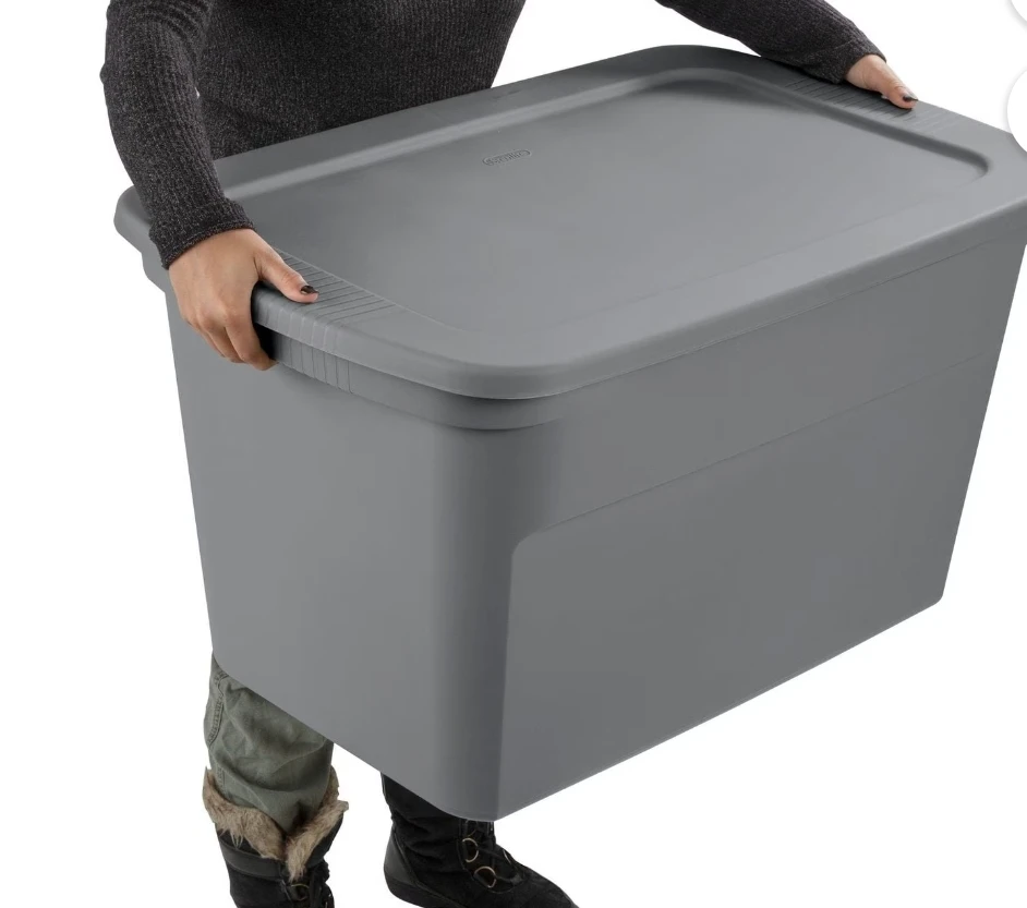 Storage container