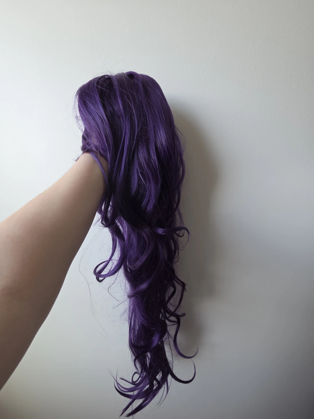 FREE  two wigs in great condition (Cosplay, Halloween, etc) - photo 2