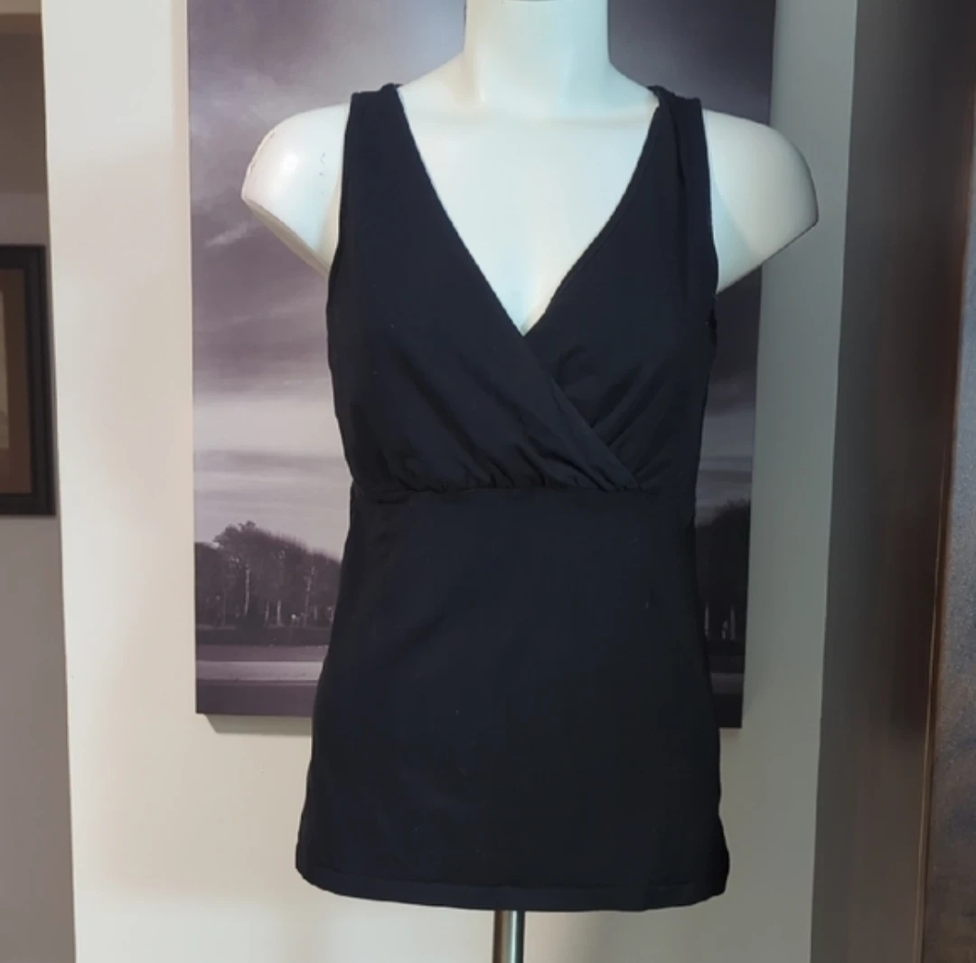 Old Navy Maternity Fitted Tank Top - Black - Size M
