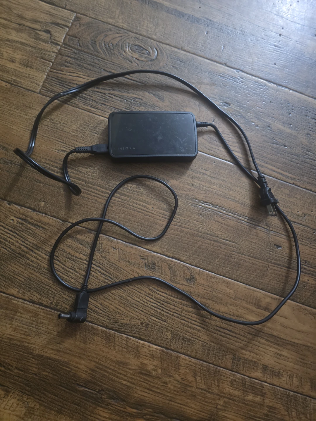 Insignia NS-PWLC595-C Universal Laptop Charger (Includes Tip #3