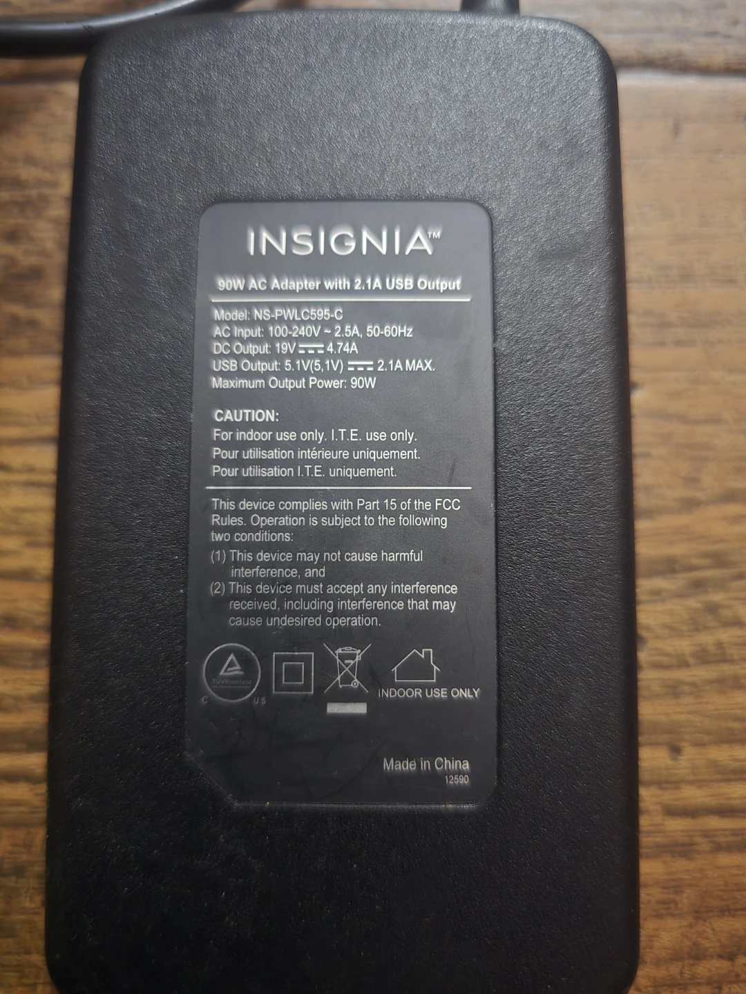 Insignia NS-PWLC595-C Universal Laptop Charger (Includes Tip #3 - photo 3