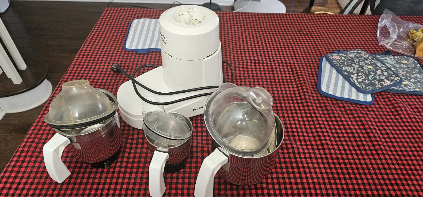 Preethi Eco Plus Mixer Grinder with three jars. - photo 2