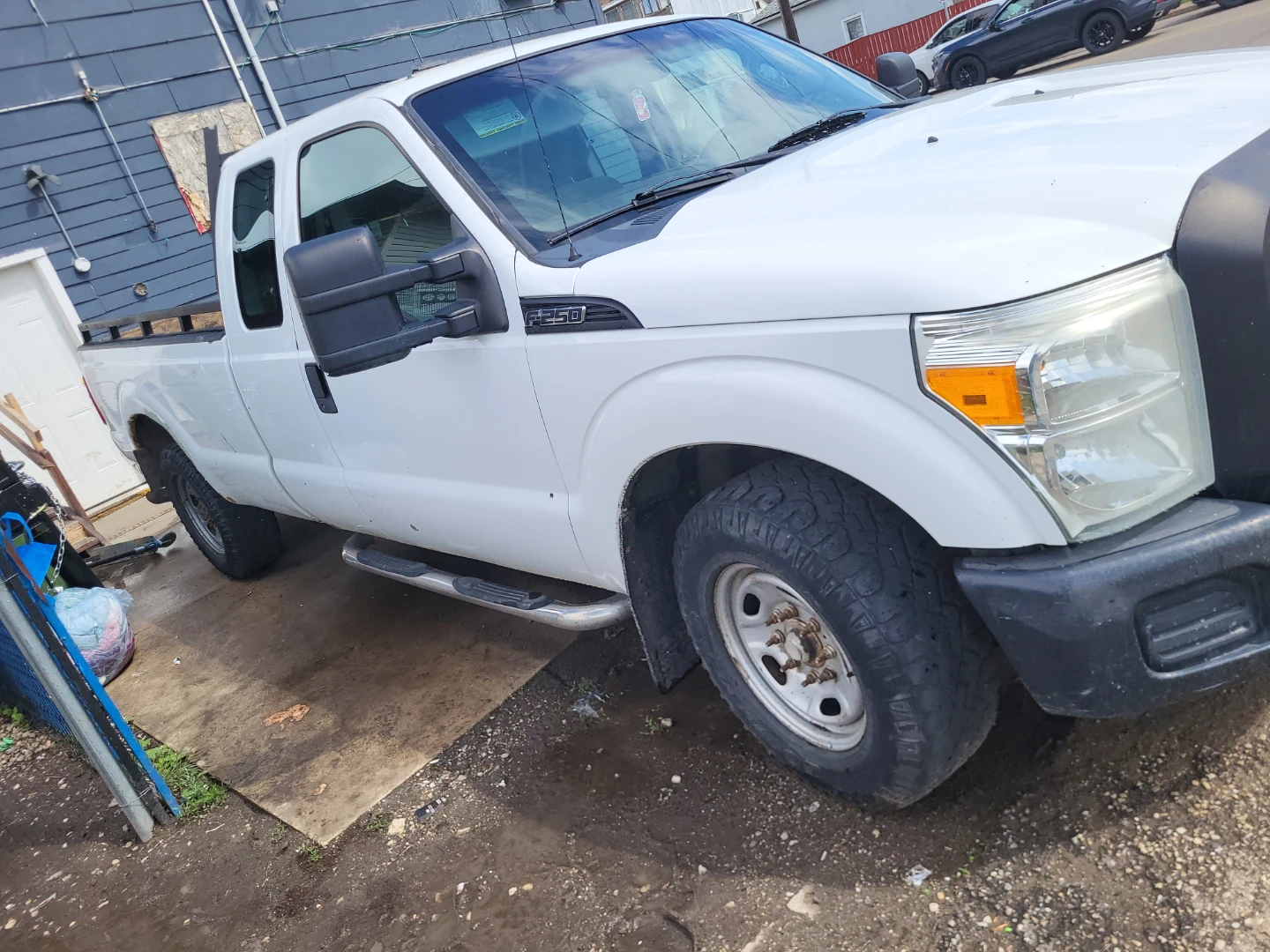 Ford F-250 Super Duty Truck - photo 3