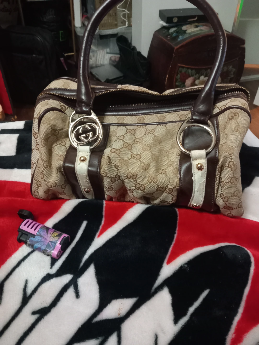 Gucci small purse