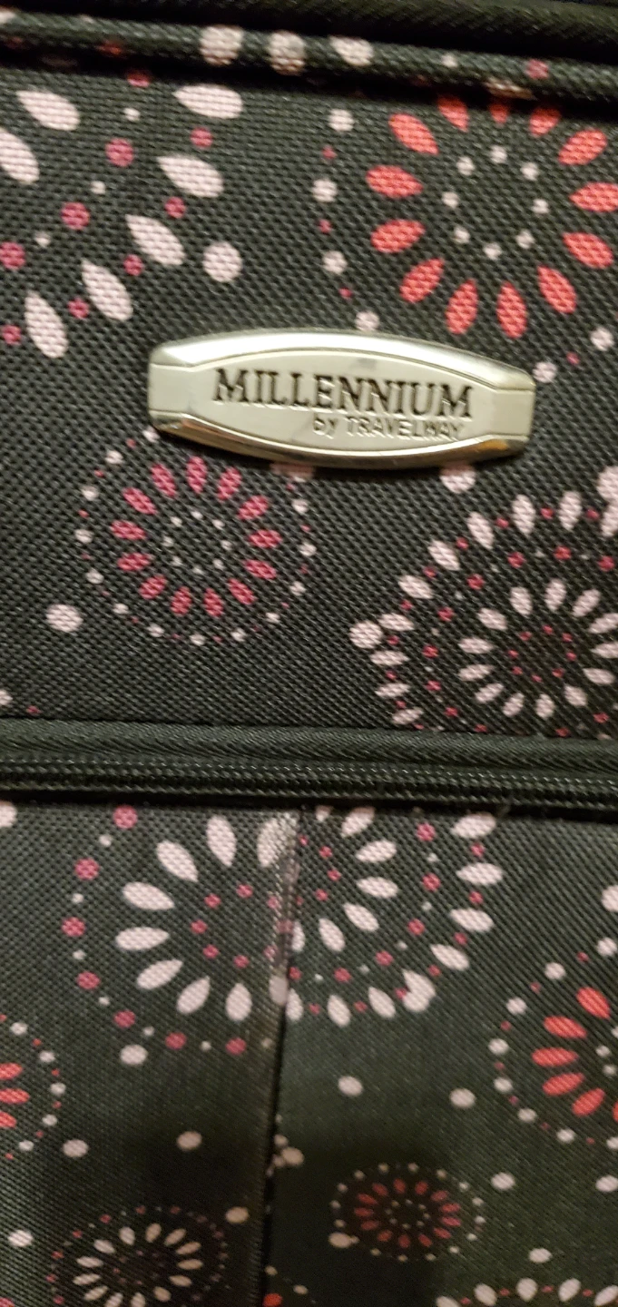 Millennium 1 Big & 1 Small Travel Luggage - photo 3
