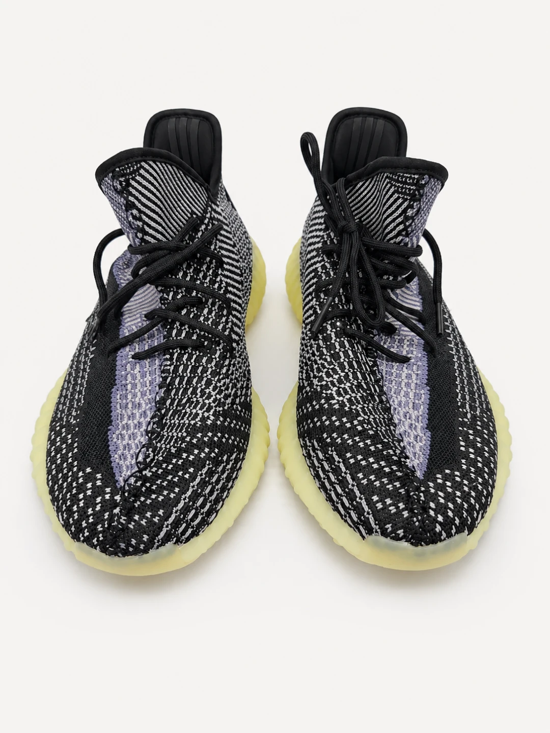 Adidas Yeezy Boost 350 V2 "Beluga Reflective" - US 11