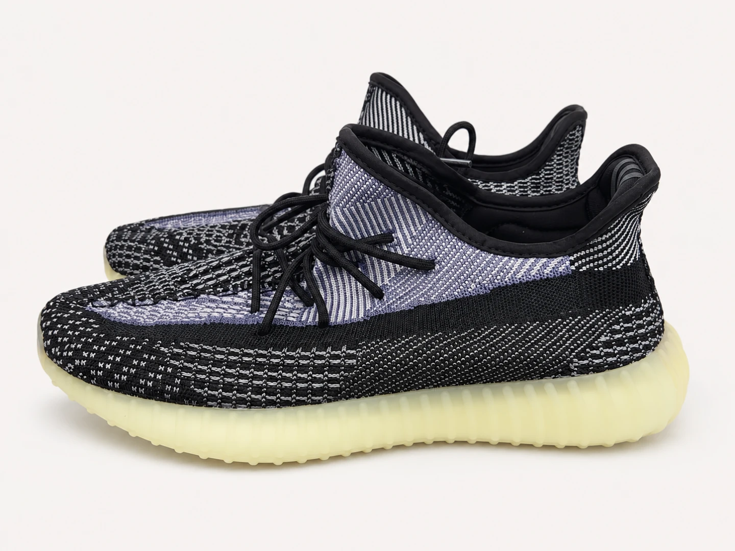 Adidas Yeezy Boost 350 V2 "Beluga Reflective" - US 11 - photo 2