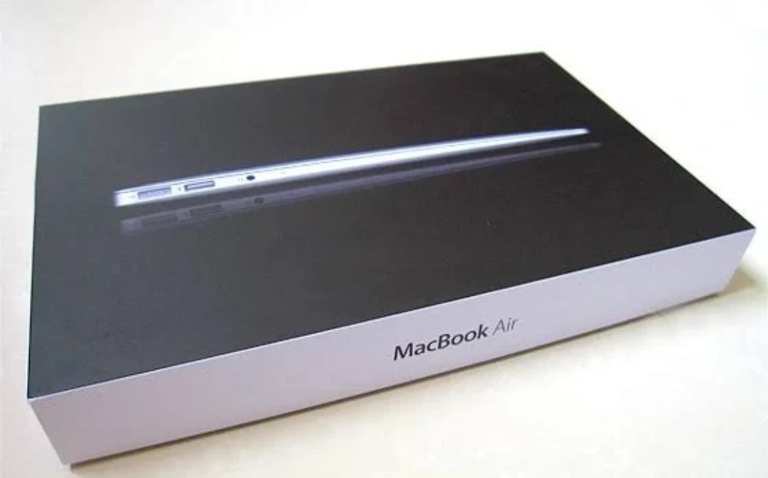 MacBook Air open boxed - photo 2