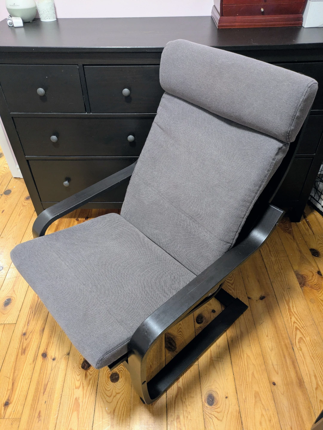 Two IKEA Poäng Armchair - Black and Grey - photo 2