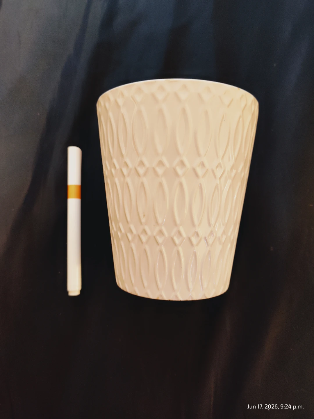 ⚽White Ceramic Decorative Pot ⚽