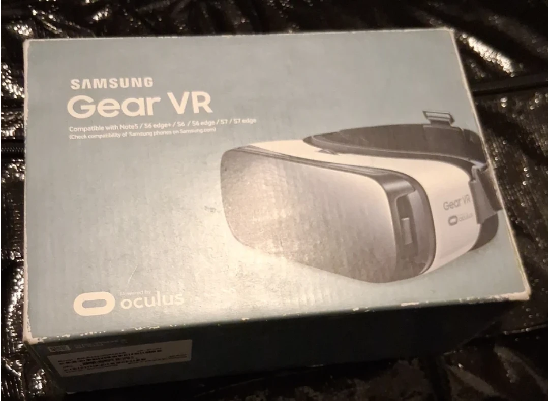 Samsung Gear VR Virtual Reality Headset - photo 2