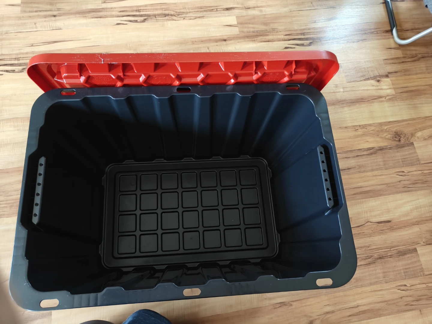 TuffStore Heavy-Duty Storage Box 102 Litres - photo 2