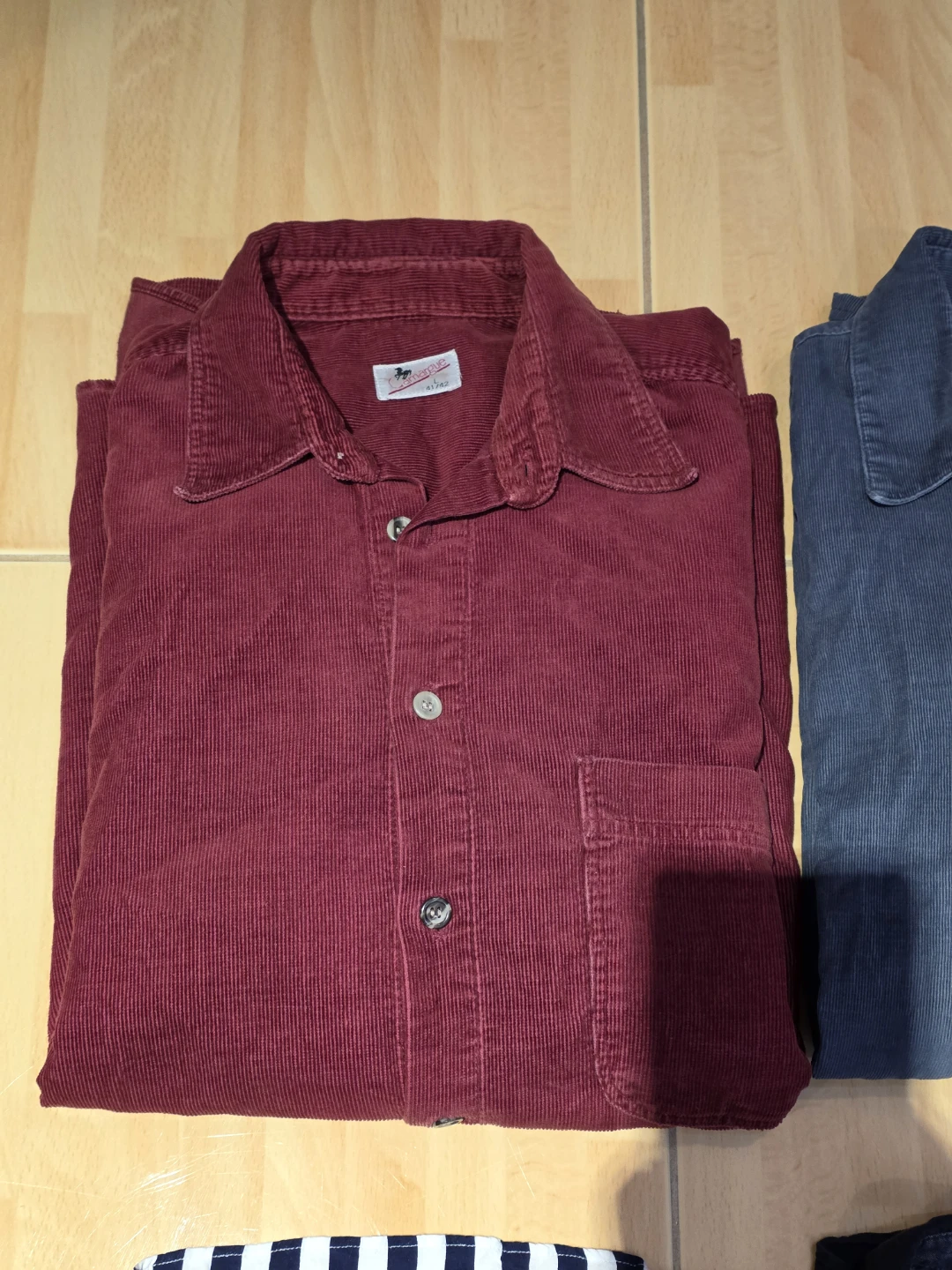 Men’s Shirts - photo 2