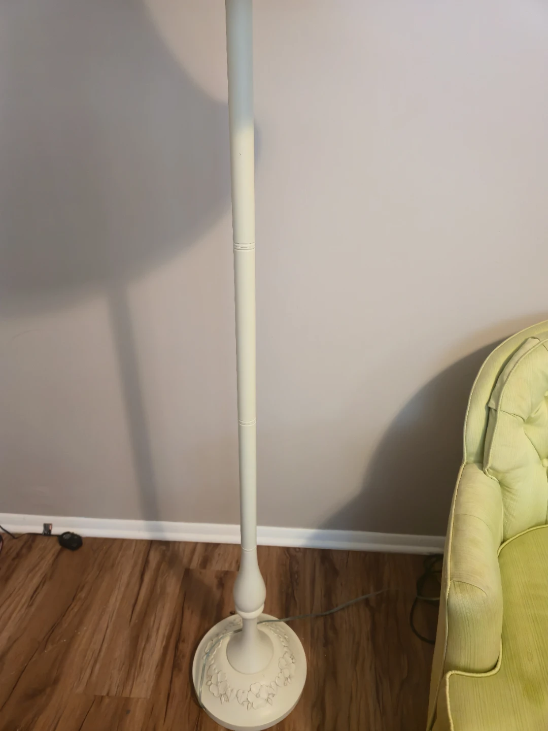 Cream Floor Lamp with Floral Base - photo 2