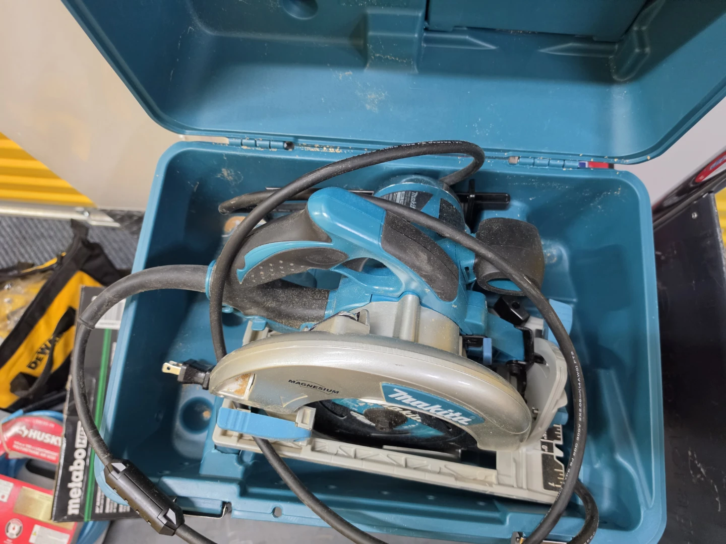 Makita 5007MG Circular Saw