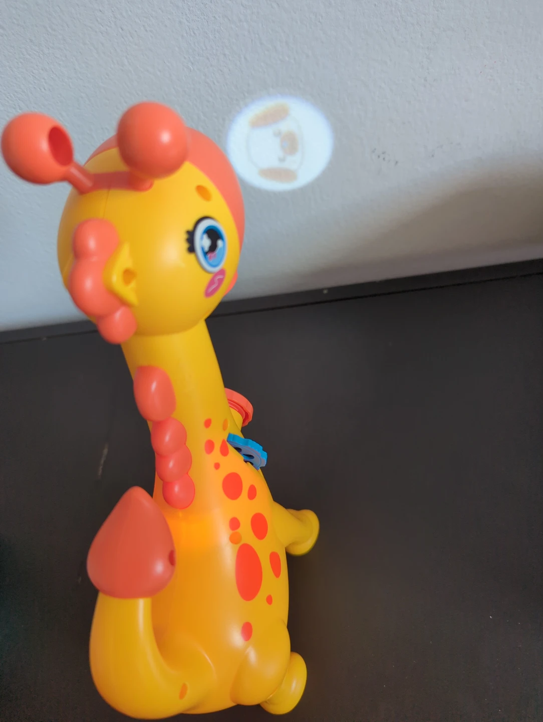Giraffe Projection Lamp Toy with Projector Discs - photo 3