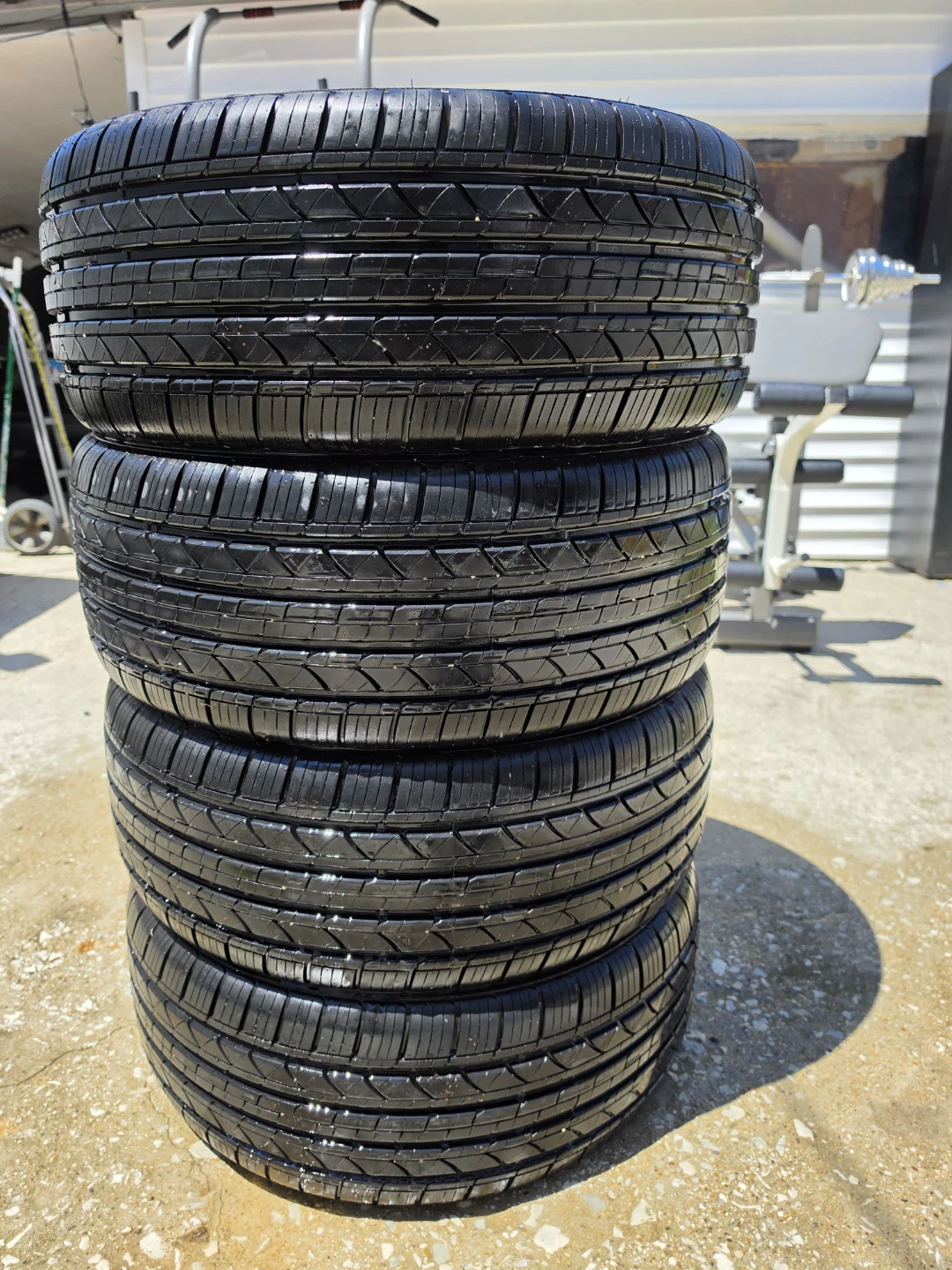 New 18 inch tires 2454518 - photo 2