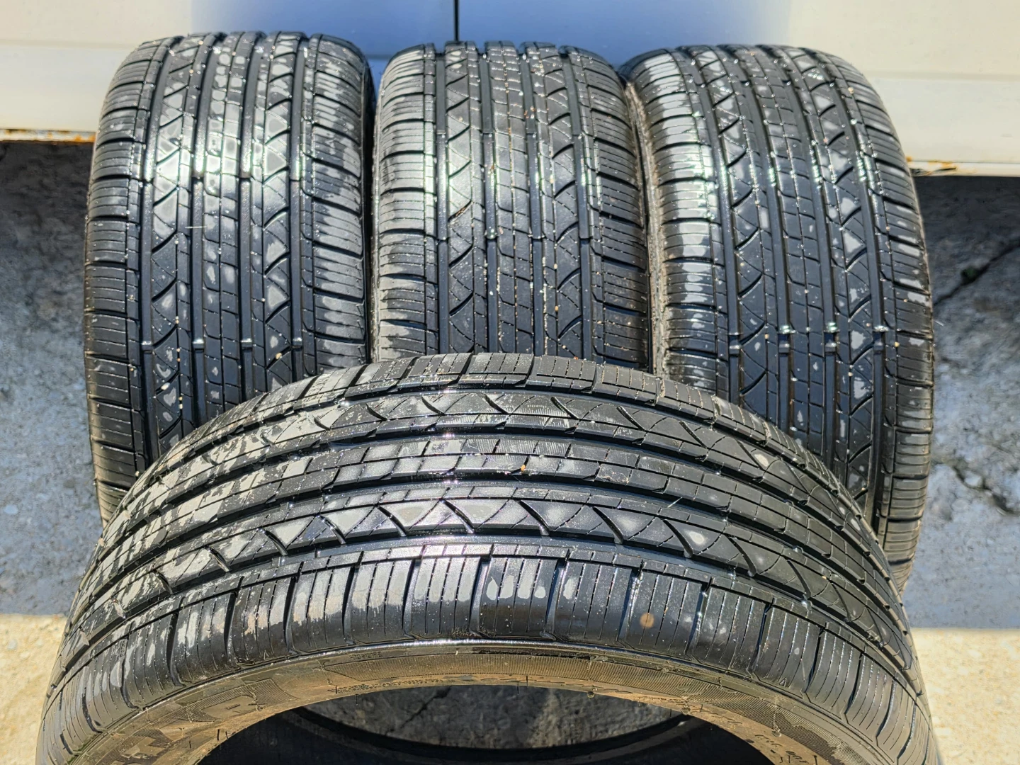 New 18 inch tires 2454518 - photo 3