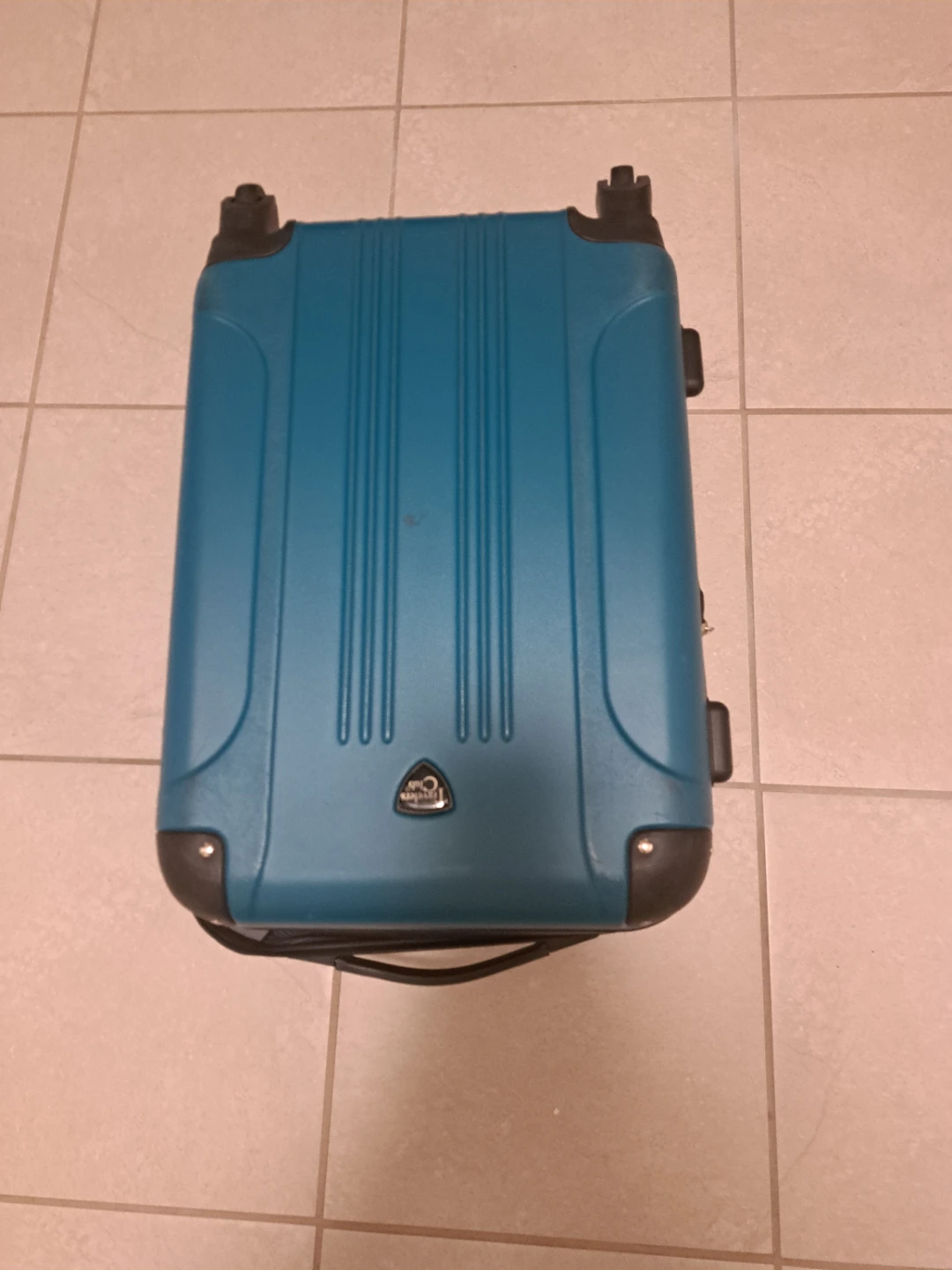 Skyway Luggage Suitcase - photo 3