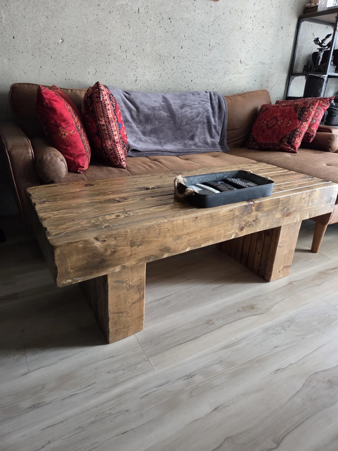 Rustic Wooden Coffee Table - photo 3
