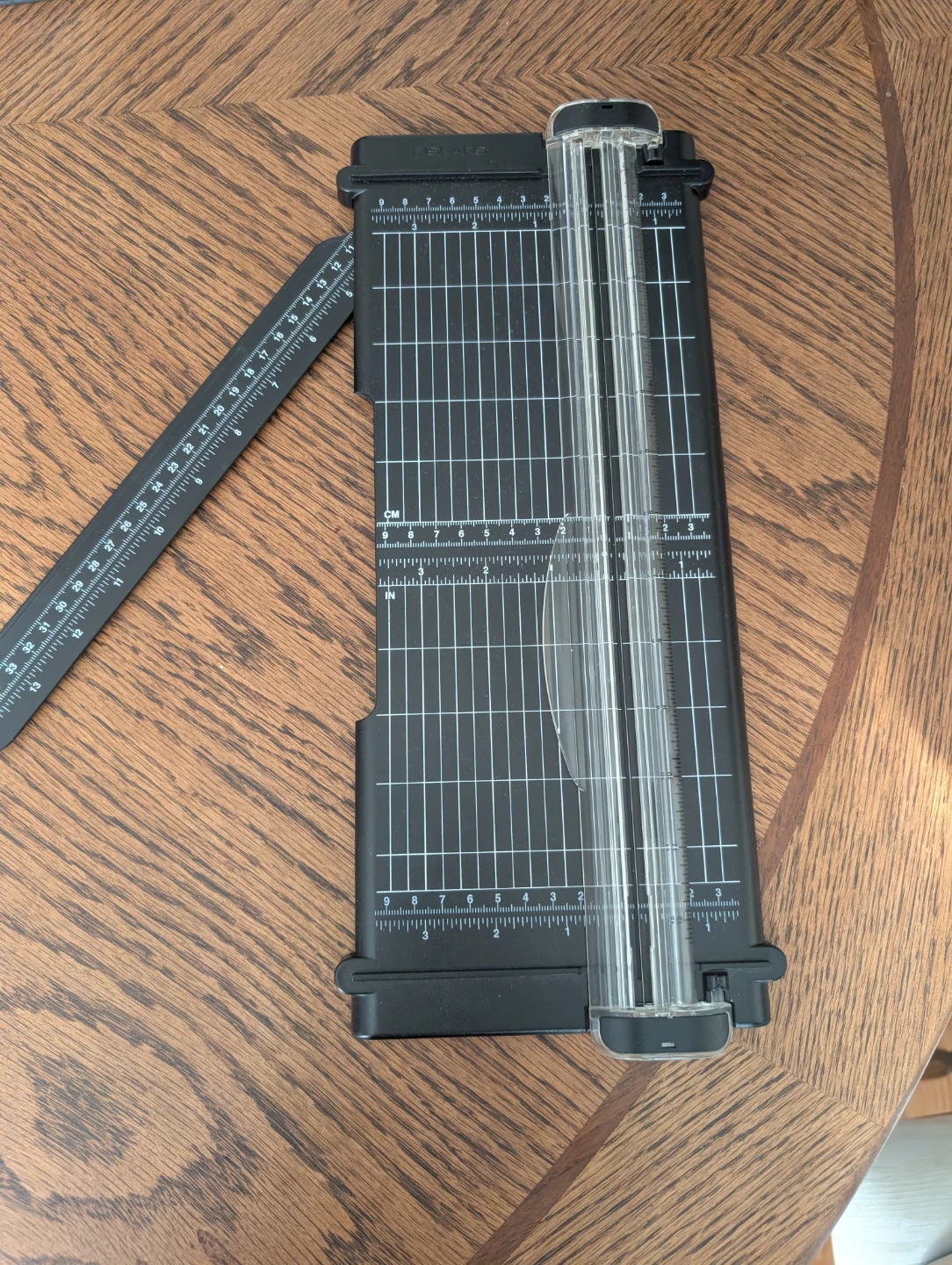 Fiskars Paper Trimmer ⚽ - photo 2