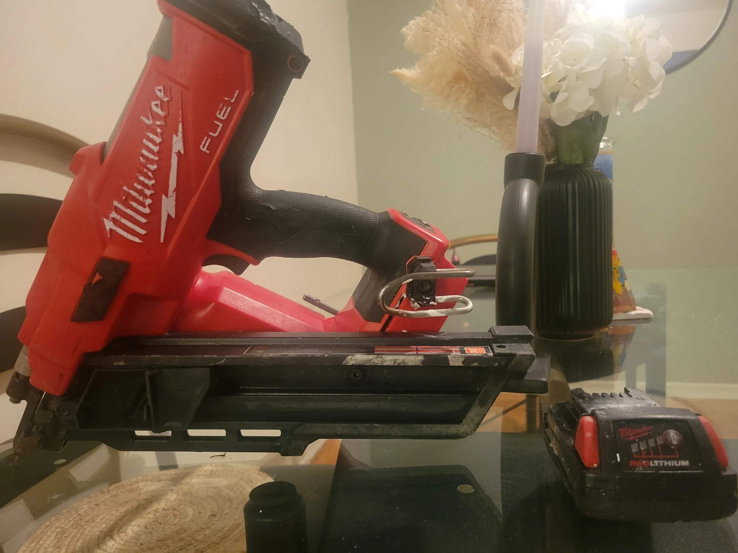 Milwaukee M18 FUEL Framing Nailer - photo 2