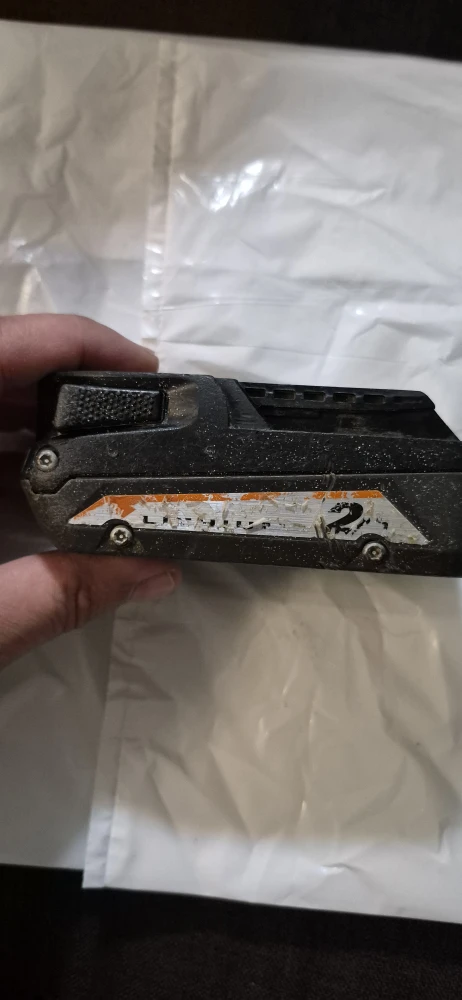 Ridgid 18V 2.0Ah Lithium-Ion Battery - photo 4