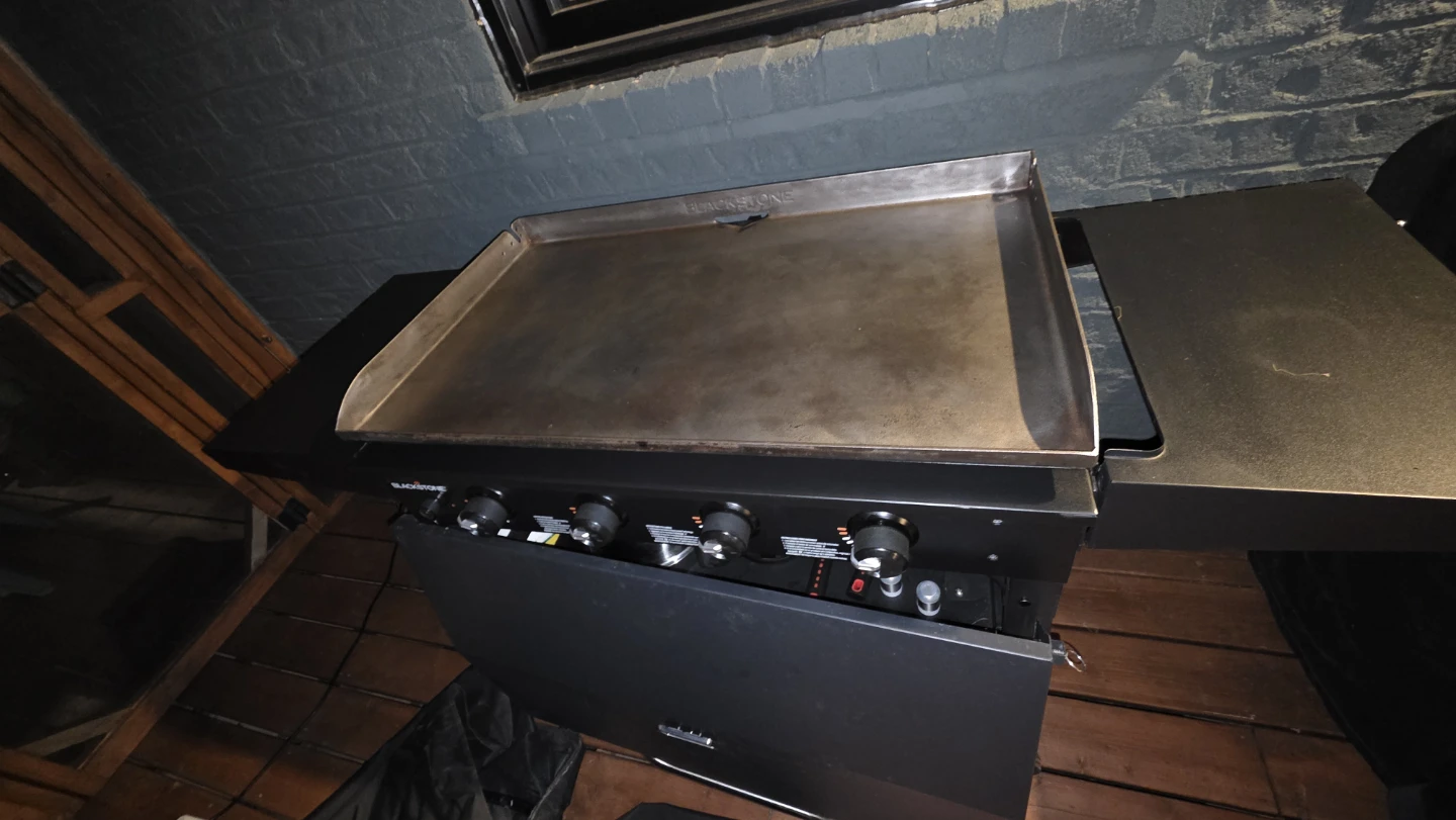 Blackstone 4-Burner Propane Griddle - photo 3