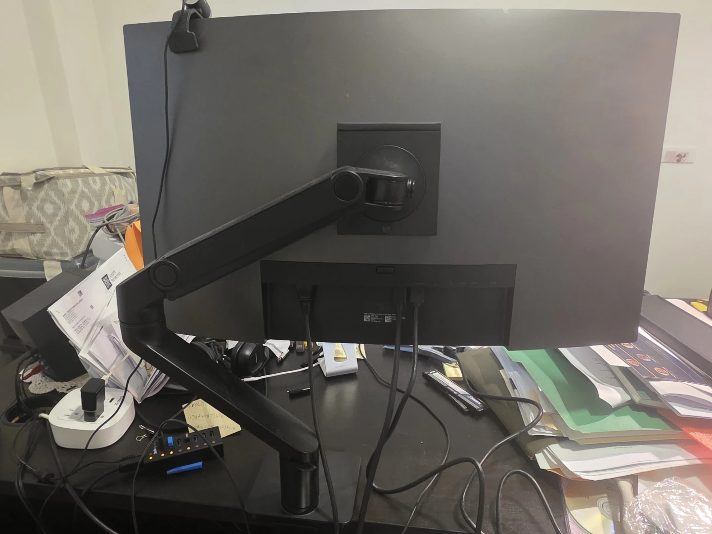 Dell S3220DGF 32-inch Curved QHD 165Hz Gaming Monitor - photo 2