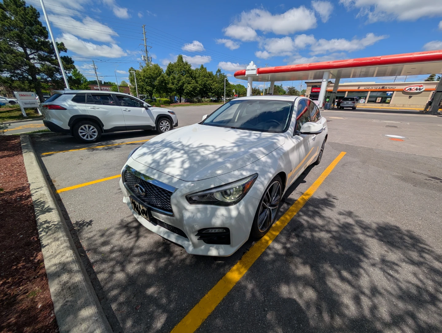 White Infiniti Q50S Sedan - photo 4