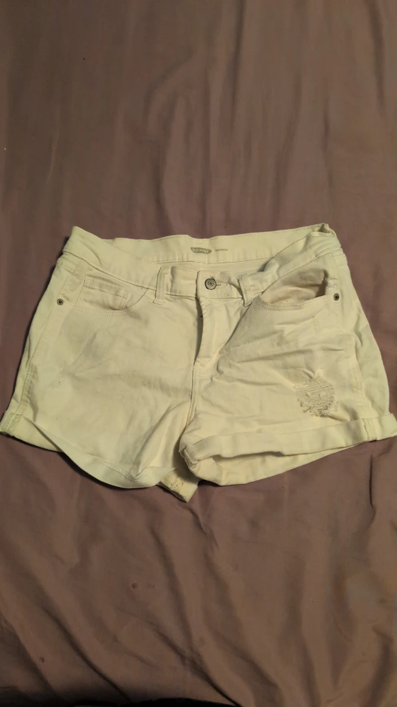 Old Navy White Distressed Denim Shorts Size 8