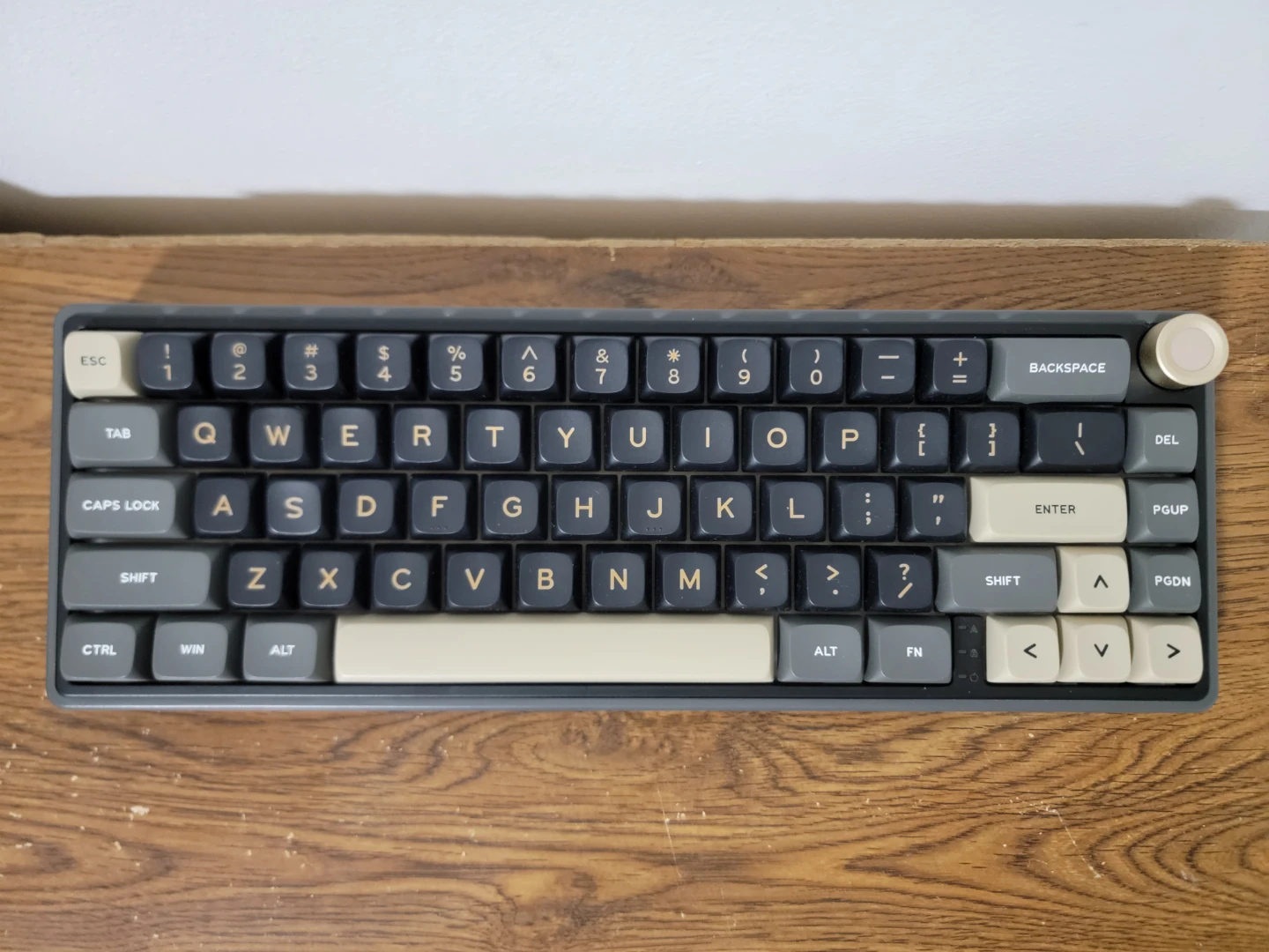 Royal kludge r65