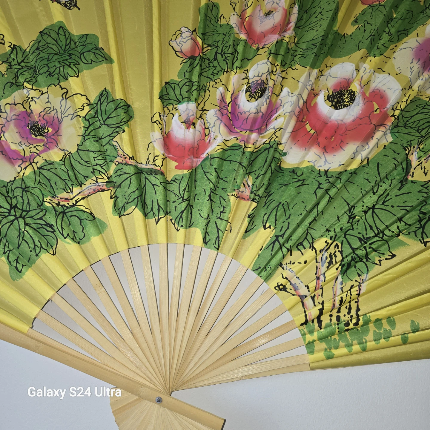 Decorative Yellow Fan with Peony Design - photo 4
