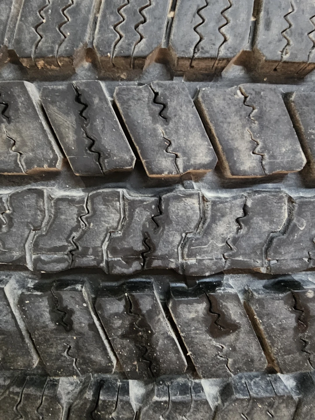 20in tires - photo 2
