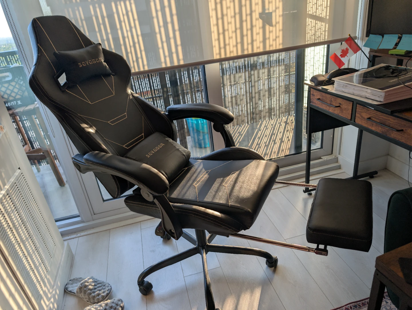Reclining gaming chair with feet rest. - photo 2